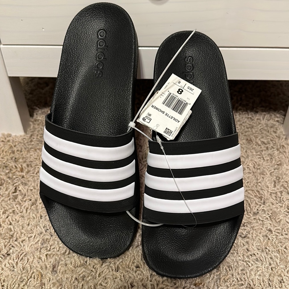 ADIDAS SLIDES